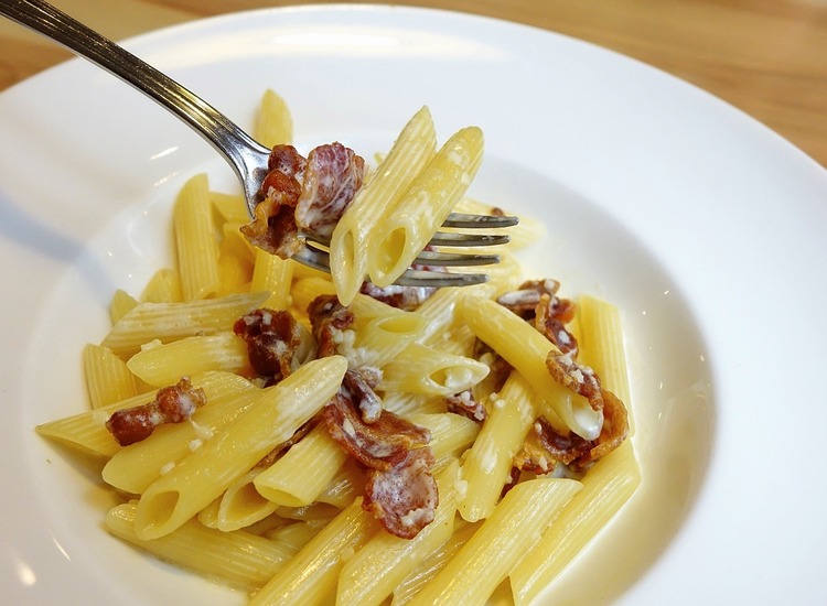 Pasta Recipe - Creamy Rigatoni with Bacon